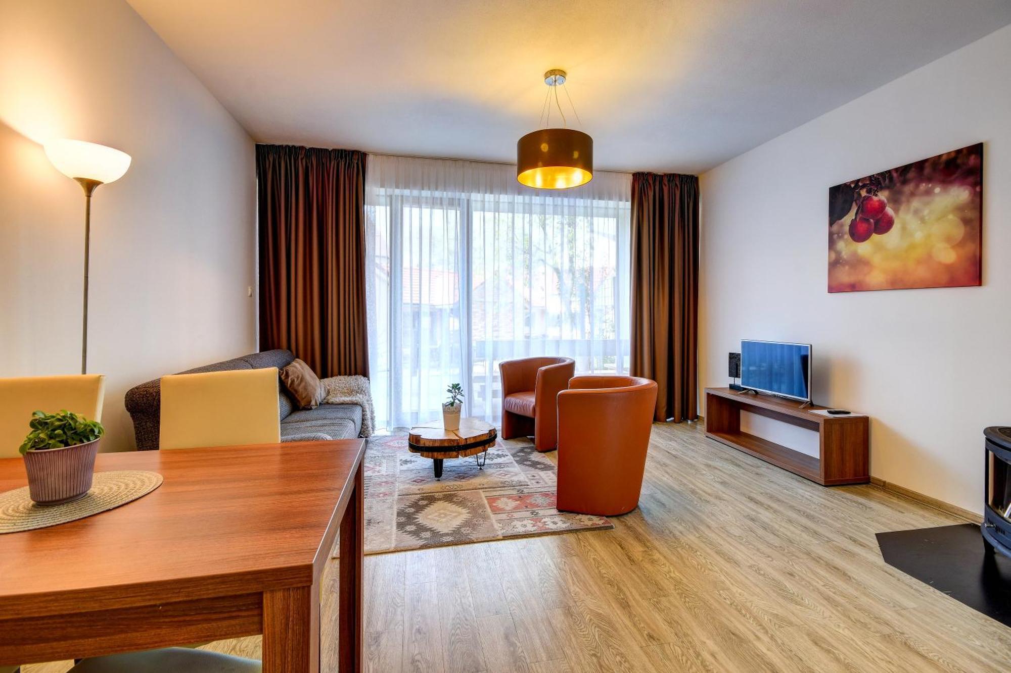 Penzion Ceresnovy Sad & Wellness Vysoke Tatry Ngoại thất bức ảnh