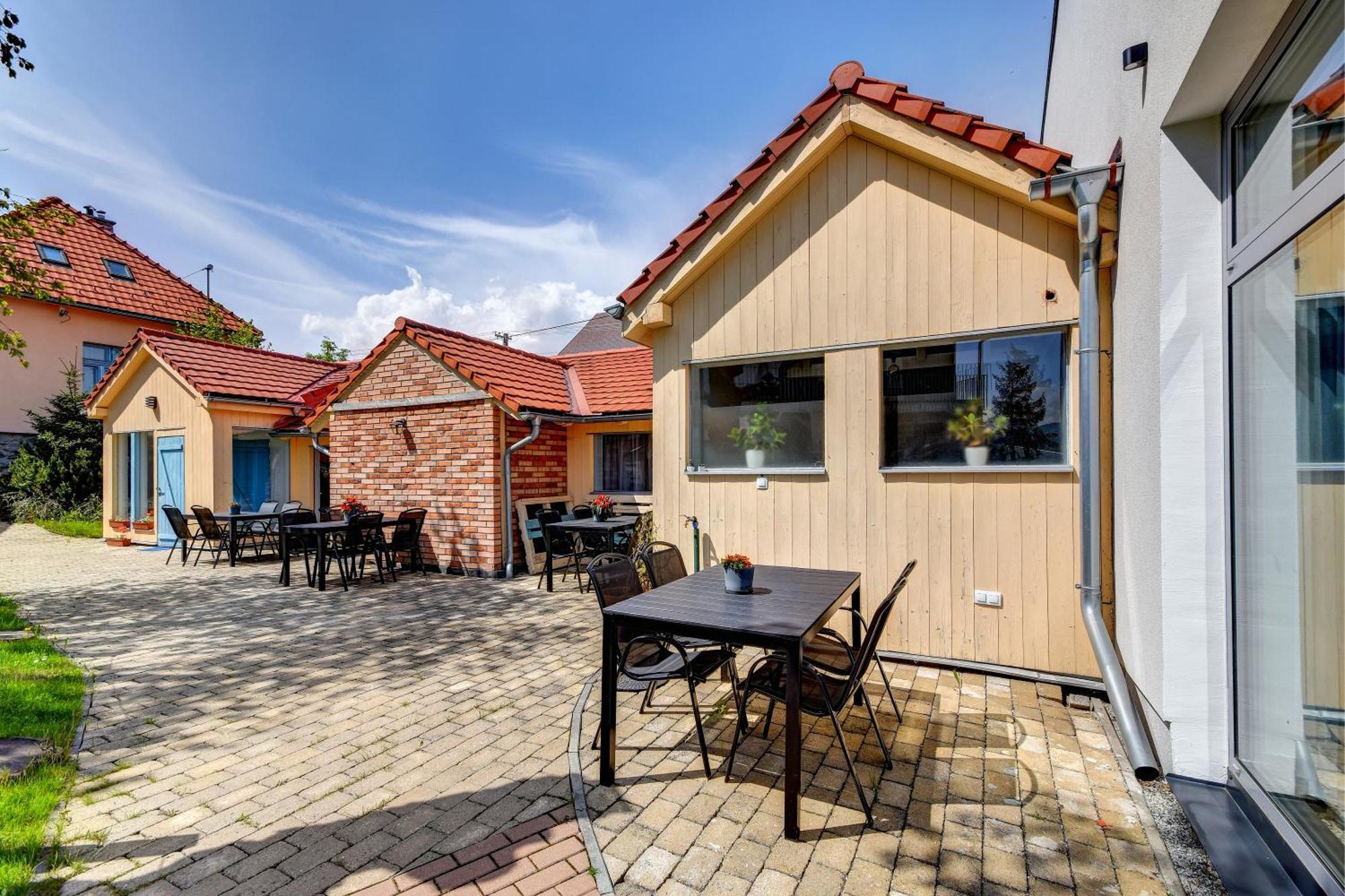 Penzion Ceresnovy Sad & Wellness Vysoke Tatry Ngoại thất bức ảnh